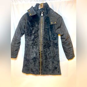 Tahari Girls Black Lightweight Jacket Size 10/12 (Pre-Loved )